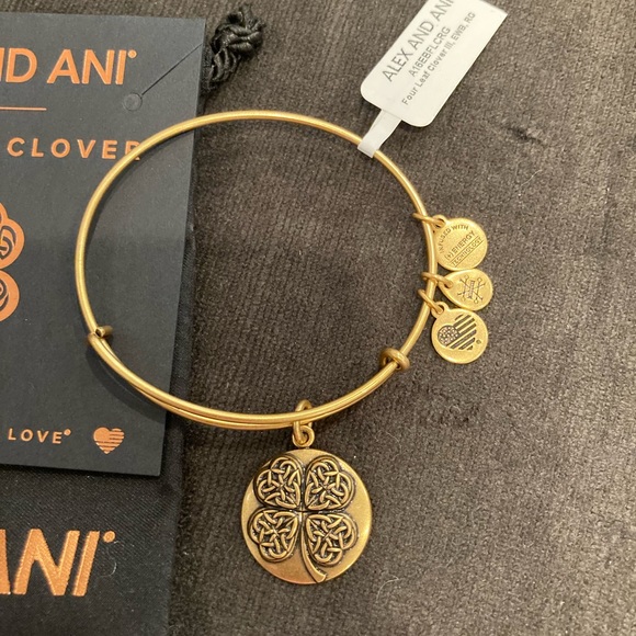 NWT - Alex and Ani Four Leaf Clover Bracelet - Picture 1 of 3